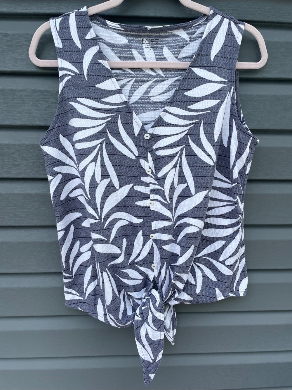 LOFT Gray and White Leaf-Print Tie-Front Camisole